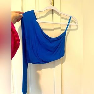Superdown Blue One Shoulder Crop Top